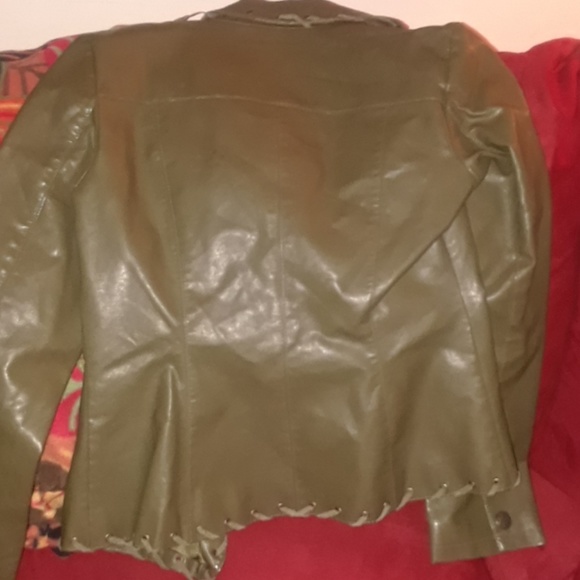 Leather jacket - Picture 2 of 2